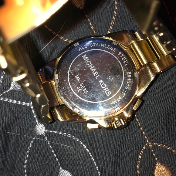 Michael Kors MK-5635 women’s gold tone watch
